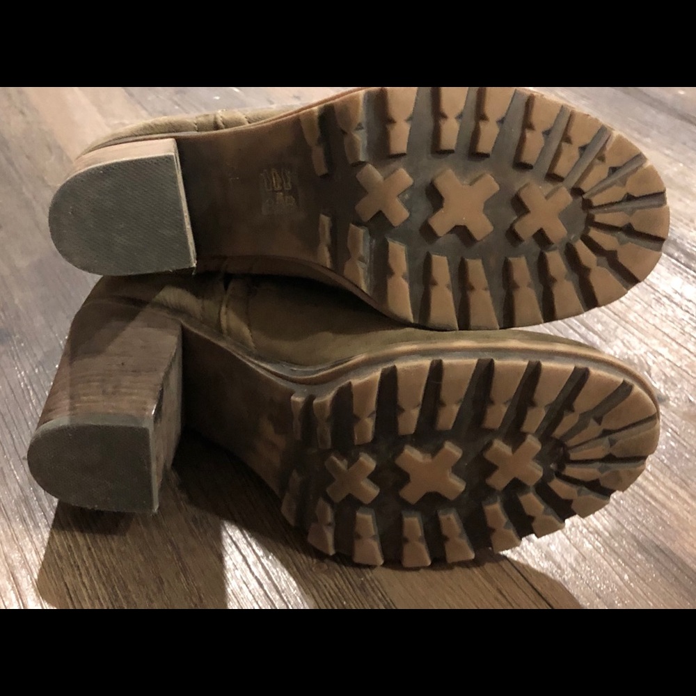 ALDO tan genuine leather fur lined booties - Picture 7 of 8